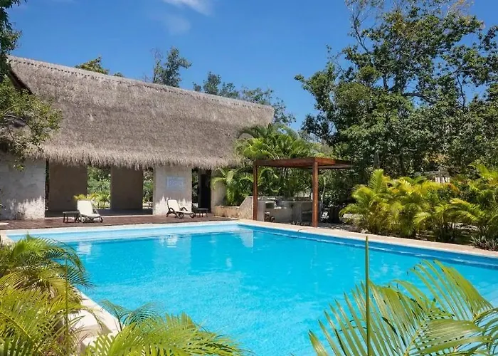 4br Jungle With Jacuzzi In Private Gated Community Holiday home