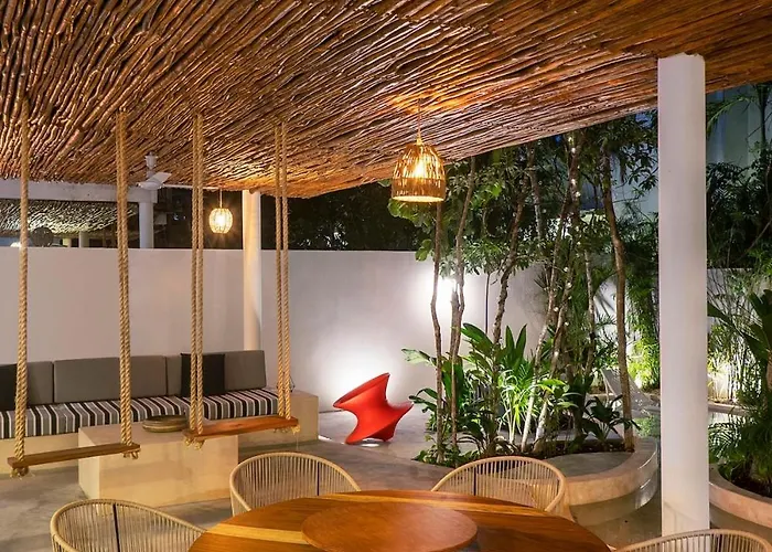 Holiday home 4br Jungle With Jacuzzi In Private Gated Community *
