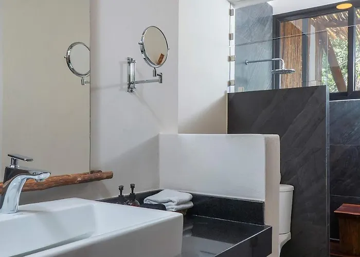 Сasa de vacaciones 4br Jungle With Jacuzzi In Private Gated Community